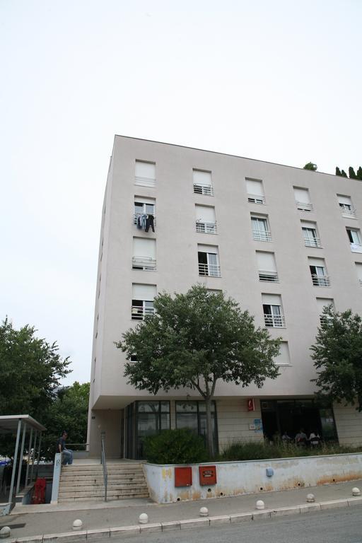 Apartment Dg With Parking Garage スプリト エクステリア 写真