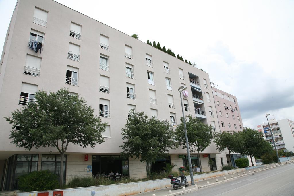 Apartment Dg With Parking Garage スプリト エクステリア 写真